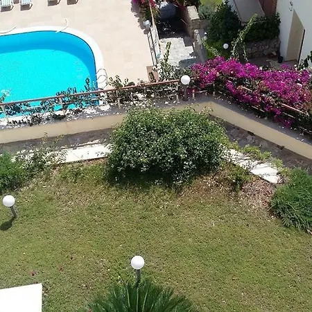 The Hill Appartments 公寓